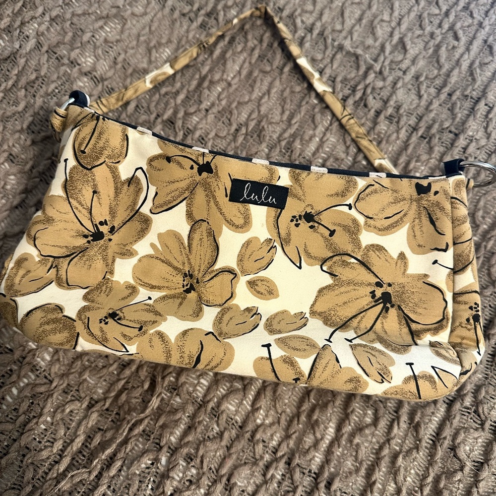 Lululemon Athletica Floral Cream Wristlet